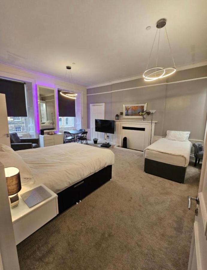 Luxury Family Room With Private Bathroom In The Heart Of Эдинбург Экстерьер фото