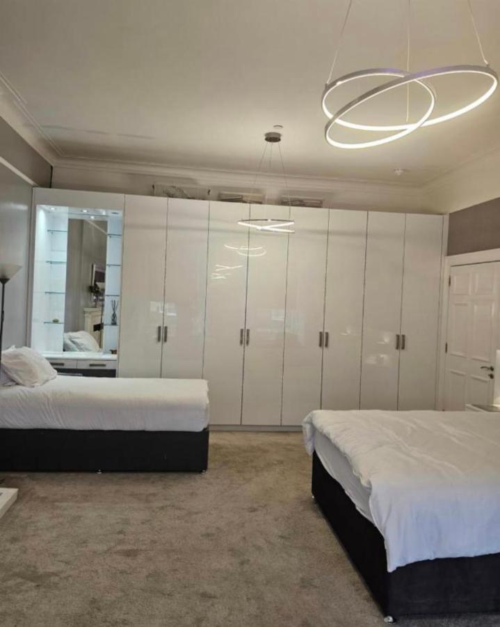 Luxury Family Room With Private Bathroom In The Heart Of Эдинбург Экстерьер фото