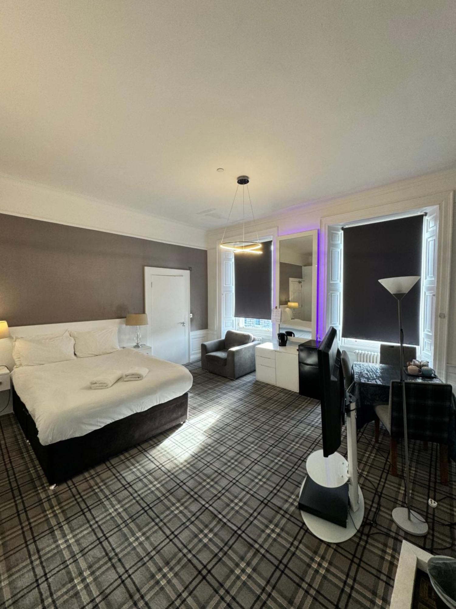 Luxury Family Room With Private Bathroom In The Heart Of Эдинбург Экстерьер фото