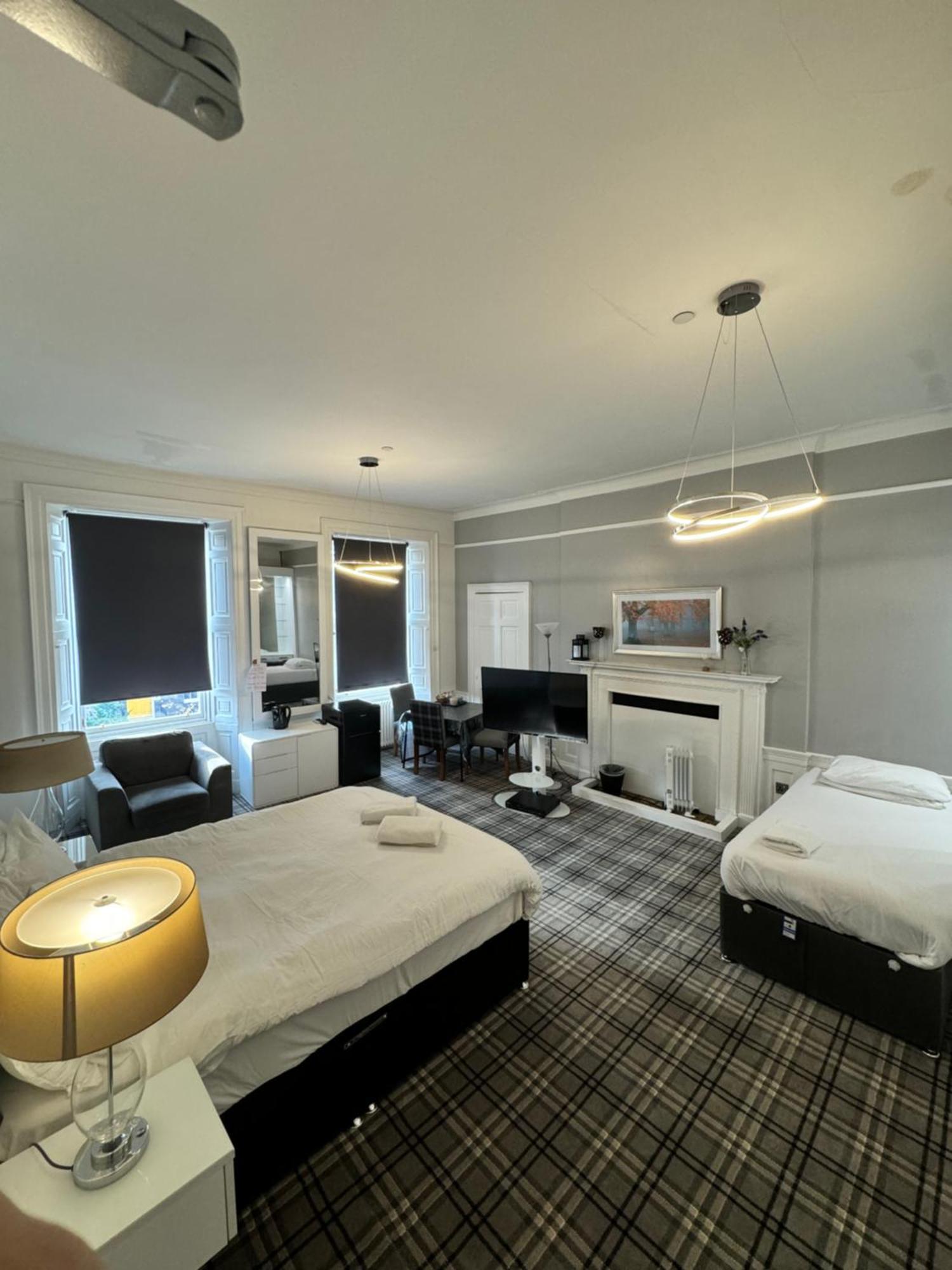 Luxury Family Room With Private Bathroom In The Heart Of Эдинбург Экстерьер фото